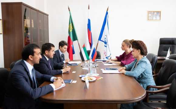 В. А. Петренко обсудила с Послом ОАЭ в РФ сотрудничество в социальной сфере, укрепление межрегиональных связей.