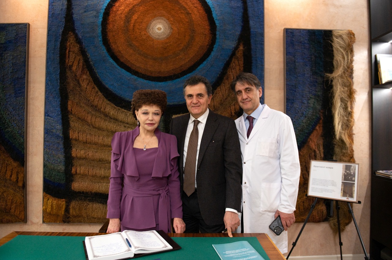 A picture supposed to be here... 