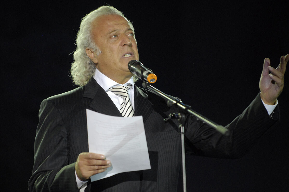 A picture supposed to be here... 